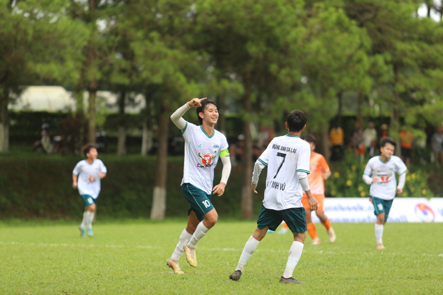 U15 HAGL đã có chiến thắng thứ 2 liên tiếp. Ảnh: Văn Ngọc U15 HAGL đã có chiến thắng thứ 2 liên tiếp. Ảnh: Văn Ngọc