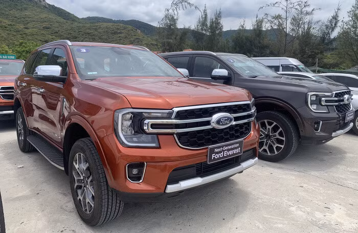 Triệu hồi Ford Everest lỗi mô đun động cơ
