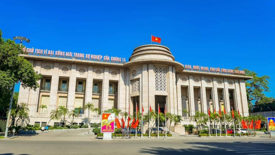 Cho thuê, mượn, mua bán tài khoản thanh toán có thể bị phạt đến 100 triệu đồng. Ảnh: Trụ sở NHNN Việt Nam