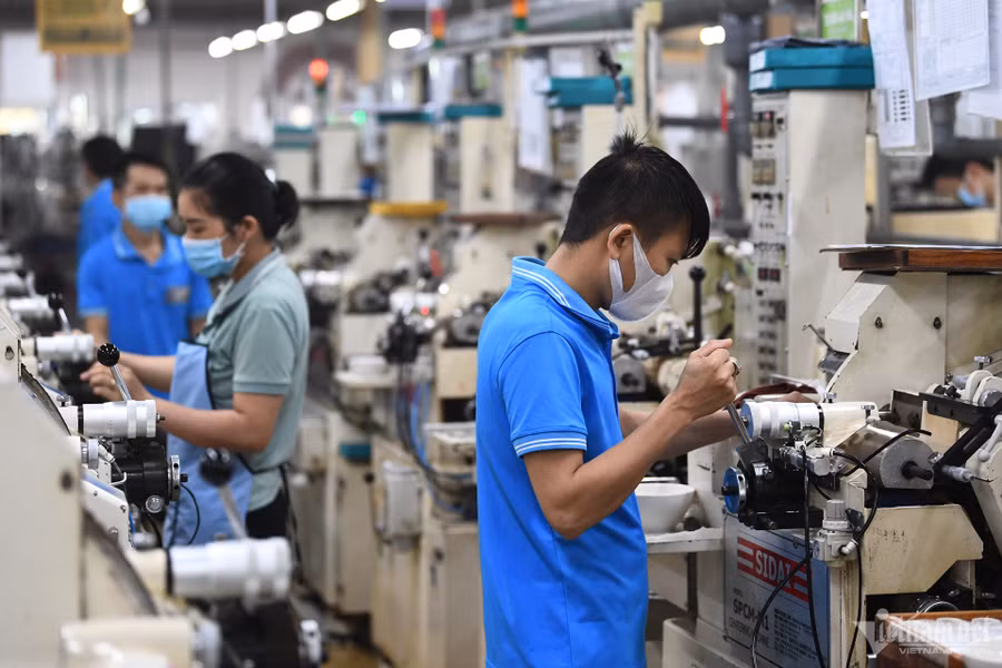 Hơn 11 tỷ USD vốn đầu tư nước ngoài đăng ký vào Việt Nam trong 5 tháng đầu năm. Ảnh: Nam Khánh