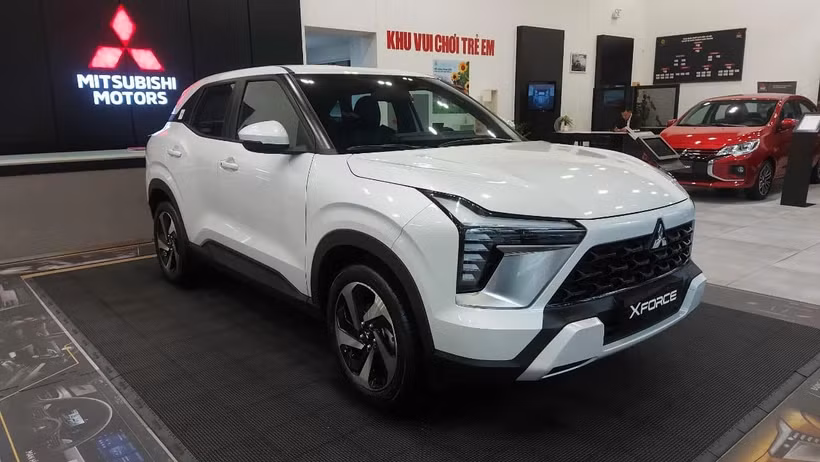 Mẫu xe nhập khẩu từ Indonesia Mitsubishi XForce 2024 mới cập bến thị trường Việt Nam