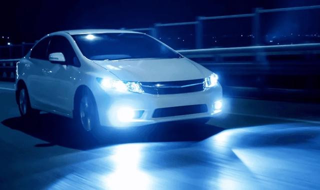 Quy chuẩn quy định chi tiết các loại đèn chiếu sáng của phương tiện, bao gồm: đèn chiếu gần, đèn chiếu xa; đèn độc lập; đèn theo nhóm; đèn &quot;liền khối&quot;...