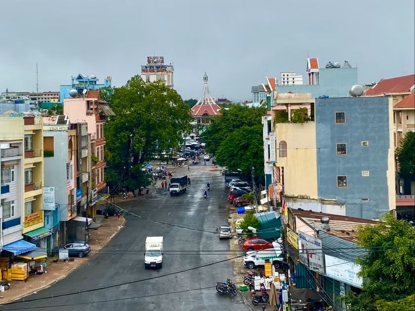 Thông tư số 08/2024/TT-BXD quy định việc đánh số nhà đường, phố và ngõ, ngách, bổ sung thêm nhóm nhà và nhà tại khu công nghiệp. Ảnh: Một góc đường Nguyễn Thiện Thuật (TP. Pleiku)