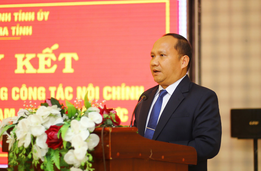 Phó Bí thư Tỉnh ủy Rah Lan Chung phát biểu tại buổi lễ. Ảnh: Lê Anh Phó Bí thư Tỉnh ủy Rah Lan Chung phát biểu tại buổi lễ. Ảnh: Lê Anh