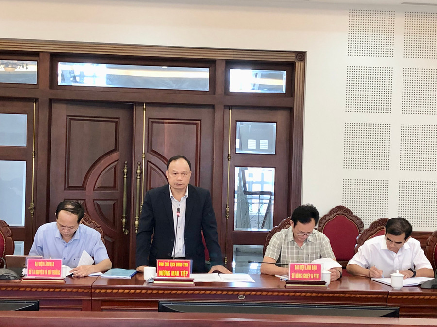 Phó Chủ tịch UBND tỉnh Gia Lai Dương Mah Tiệp phát biểu tại buổi làm việc với đoàn công tác Cục Địa chất Việt Nam. Ảnh: Lê Nam Phó Chủ tịch UBND tỉnh Gia Lai Dương Mah Tiệp phát biểu tại buổi làm việc với đoàn công tác Cục Địa chất Việt Nam. Ảnh: Lê Nam