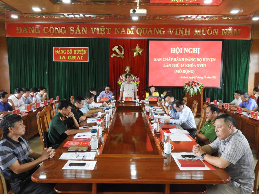 Quang cảnh hội nghị Ban Chấp hành Đảng bộ huyện Ia Grai. Ảnh Thanh Nhật