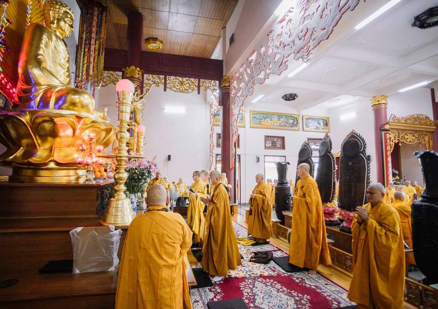 Nghi thức cầu nguyện hòa bình, quốc thái, dân an tại Đại lễ Vu lan. Ảnh Thanh Nhật Nghi thức cầu nguyện hòa bình, quốc thái, dân an tại Đại lễ Vu lan. Ảnh Thanh Nhật