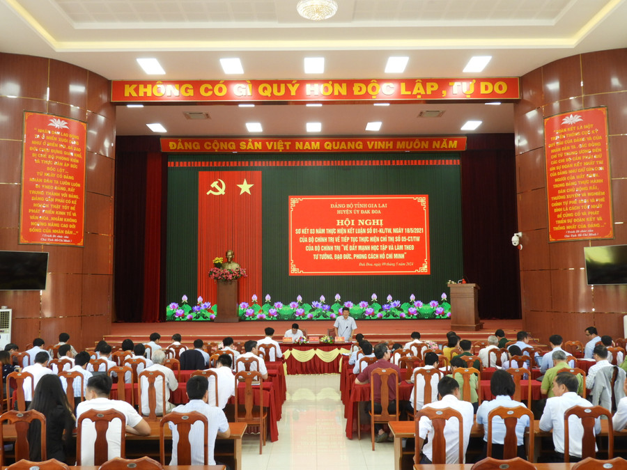 Quang cảnh hội nghị. Ảnh Thanh Nhật Quang cảnh hội nghị. Ảnh Thanh Nhật