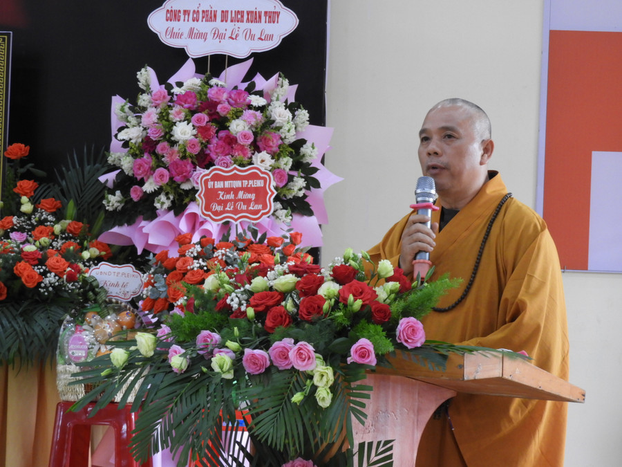 Đạo từ tại Đại lễ của Thượng tọa Phó Trưởng ban Thường trực Ban Trị sự Giáo hội Phật giáo Việt Nam tỉnh Thích Tâm Mãn bày tỏ lòng biết ơn sâu sắc các anh hùng liệt sĩ. Ảnh: Thanh Nhật Đạo từ tại Đại lễ của Thượng tọa Phó Trưởng ban Thường trực Ban Trị sự Giáo hội Phật giáo Việt Nam tỉnh Thích Tâm Mãn bày tỏ lòng biết ơn sâu sắc các anh hùng liệt sĩ. Ảnh: Thanh Nhật