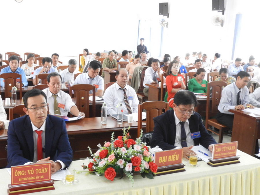 Lãnh đạo Ủy ban MTTQ Việt Nam thành phố và xã Trà Đa tham dự Đại hội đại biểu MTTQ Việt Nam xã lần thứ XII (nhiệm kỳ 2024-2029). Ảnh Thanh Nhật Lãnh đạo Ủy ban MTTQ Việt Nam thành phố và xã Trà Đa tham dự Đại hội đại biểu MTTQ Việt Nam xã lần thứ XII (nhiệm kỳ 2024-2029). Ảnh Thanh Nhật