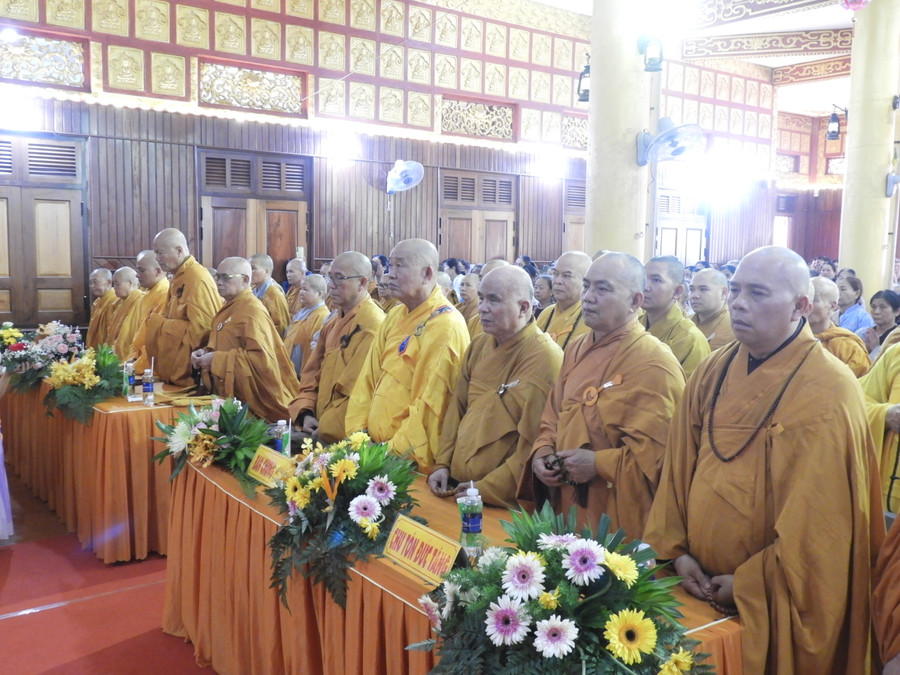 Các vị chư tôn đức giáo phẩm, chức sắc Phật giáo của tỉnh Gia Lai dự Đại Lễ Phật đản tại huyện Ia Grai. Ảnh Thanh Nhật Các vị chư tôn đức giáo phẩm, chức sắc Phật giáo của tỉnh Gia Lai dự Đại Lễ Phật đản tại huyện Ia Grai. Ảnh Thanh Nhật