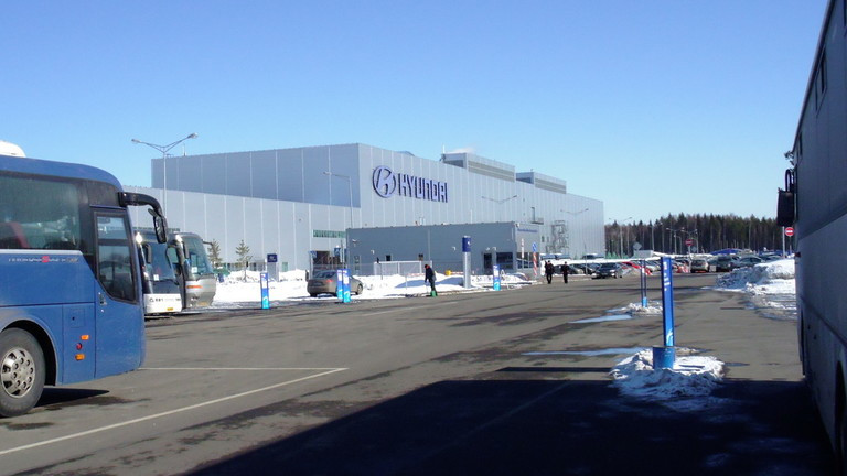 Nhà máy sản xuất ô tô Hyundai nằm ở thành phố St. Petersburg-Nga Nhà máy sản xuất ô tô Hyundai nằm ở thành phố St. Petersburg-Nga