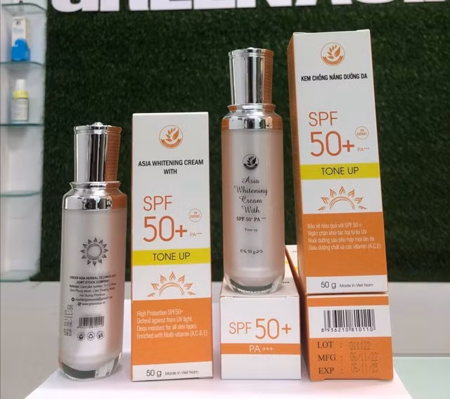 Sản phẩm Asia Whitening Cream With SPF 50+PA+++ bị thu hồi toàn quốc