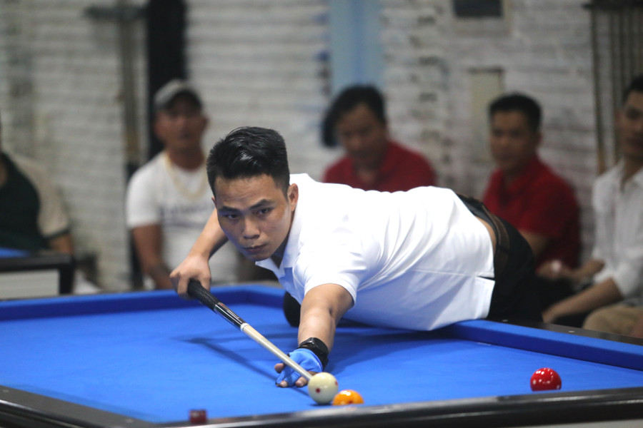 Cơ thủ Thành Nguyên đã có serie 40 điểm ấn tượng. Ảnh: Văn Ngọc Cơ thủ Thành Nguyên đã có serie 40 điểm ấn tượng. Ảnh: Văn Ngọc