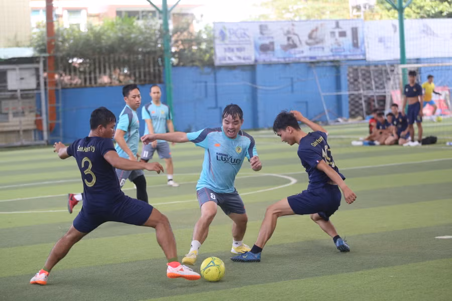 Giải đấu là sân chơi ý nghĩa cho các cán bộ, chiến sĩ của lực lượng Cảnh sát PCCC. Ảnh: Văn Ngọc