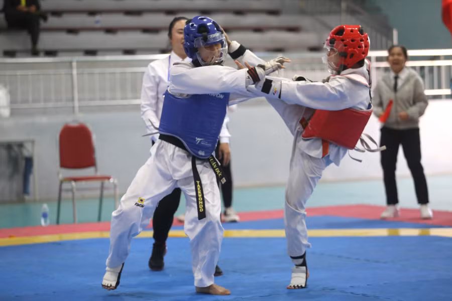 Các trận đấu đã diễn ra hấp dẫn với những đòn đánh đẹp mắt. Ảnh: Văn Ngọc