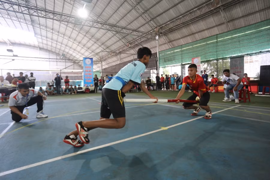 Môn thể thao truyền thống Đẩy gậy đã được đưa vào chương trình thi đấu. Ảnh: Văn Ngọc