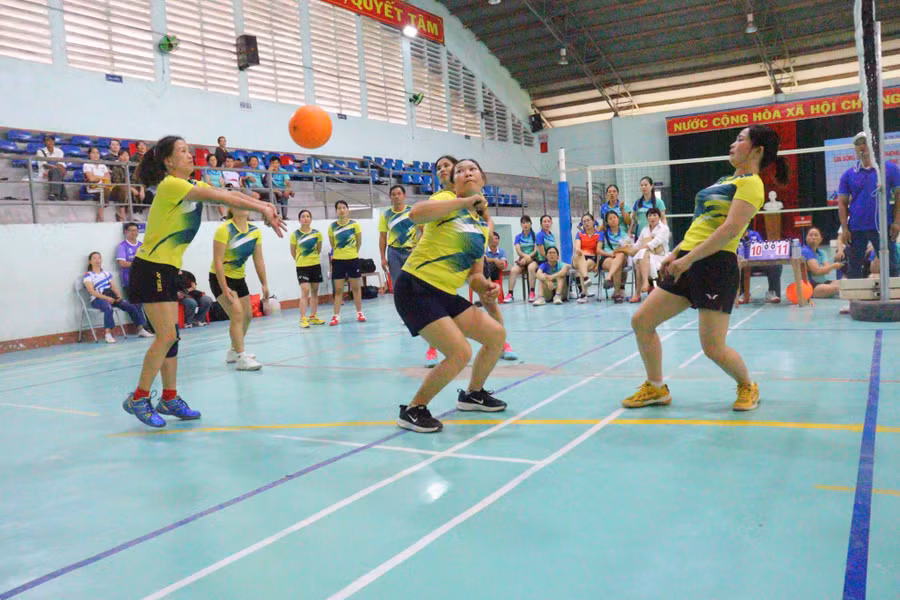 Các trận đấu đã diễn ra hấp dẫn và quyết liệt. Ảnh: Văn Ngọc