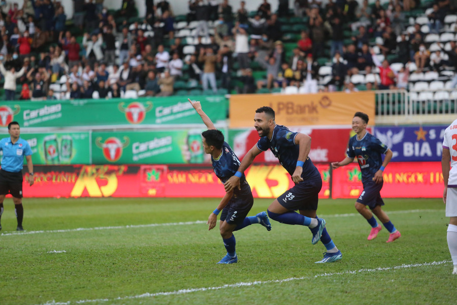 Các cầu thủ LPBank HAGL đã tự tin trở lại sau chiến thắng trước Thanh Hóa. Ảnh: Văn Ngọc Các cầu thủ LPBank HAGL đã tự tin trở lại sau chiến thắng trước Thanh Hóa. Ảnh: Văn Ngọc