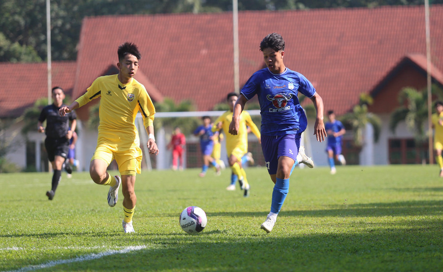 U17 LPBank HAGL (phải) đã giữ lại 1 điểm ở trận ra quân. Ảnh: Văn Ngọc U17 LPBank HAGL (phải) đã giữ lại 1 điểm ở trận ra quân. Ảnh: Văn Ngọc