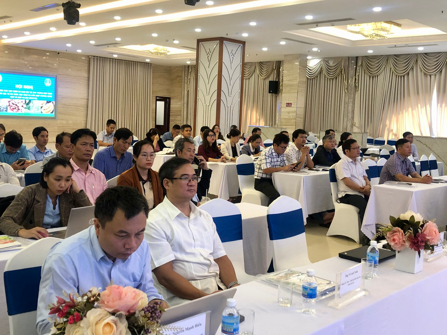 Các đại biểu tham dự hội nghị phổ biến các quy định và cam kết về SPS trong Hiệp định UKVFTA. Ảnh: Lê Nam Các đại biểu tham dự hội nghị phổ biến các quy định và cam kết về SPS trong Hiệp định UKVFTA. Ảnh: Lê Nam