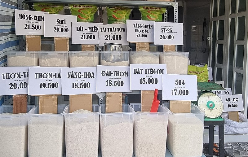 Giá gạo xuất khẩu tăng tạo lực đẩy giá gạo trong nước hiện ở mức cao Giá gạo xuất khẩu tăng tạo lực đẩy giá gạo trong nước hiện ở mức cao