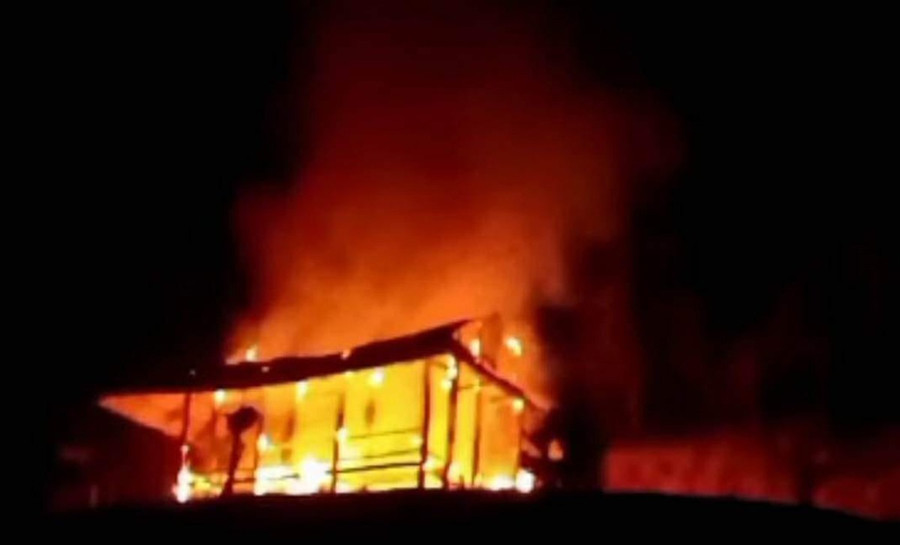 Một người dân tại Điện Biên đã tự đốt nhà, sau đó đâm chết trưởng bản. Ảnh: Gia đình nạn nhân cung cấp