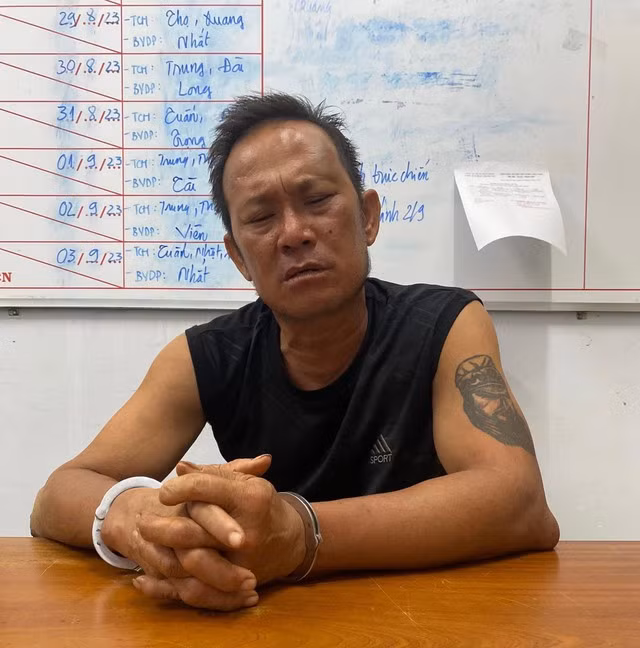 Bị đánh vì ép phụ nữ uống bia, Phạm Văn Cói đâm chết bạn nhậu