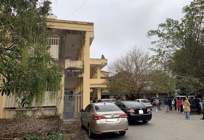 Kho lưu trữ hồ sơ của Ban quản lý dự án đầu tư công trình giao thông Thanh Hóa.