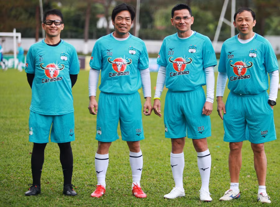 Theo VPF, HAGL sẽ không được quảng cáo Carabao trên áo đấu. Ảnh: Lan Lan