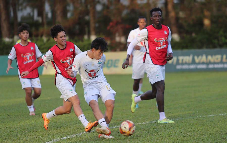 HAGL chỉ còn 3 ngày nữa để bước vào trận đấu đầu tiên ở V.League 2023. Ảnh: Văn Ngọc HAGL chỉ còn 3 ngày nữa để bước vào trận đấu đầu tiên ở V.League 2023. Ảnh: Văn Ngọc