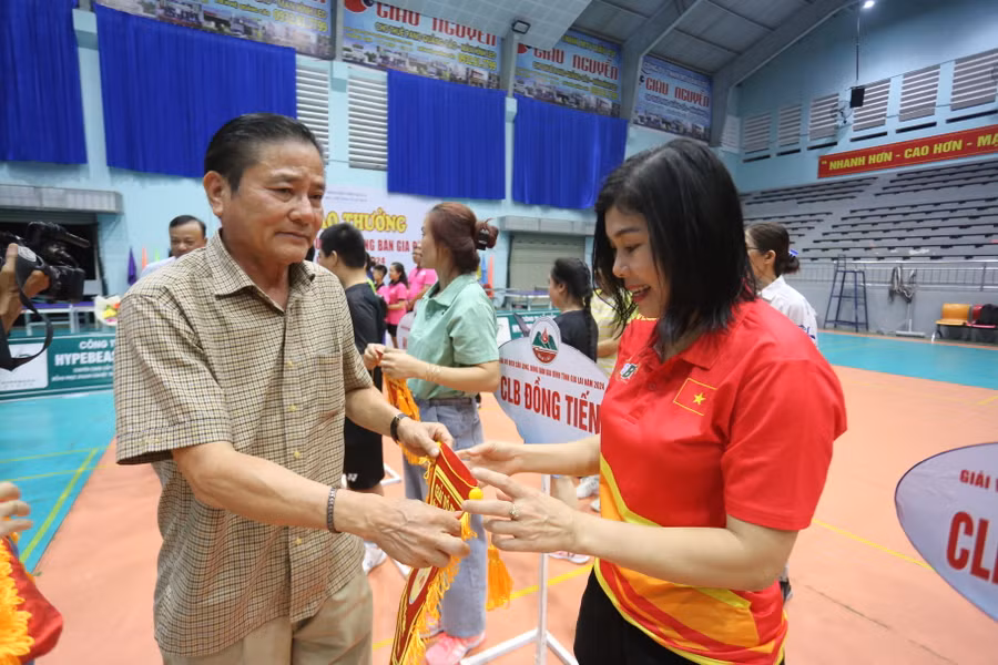 Giải đấu quy tụ hơn 200 VĐV tranh tài. Ảnh: Văn Ngọc Giải đấu quy tụ hơn 200 VĐV tranh tài. Ảnh: Văn Ngọc