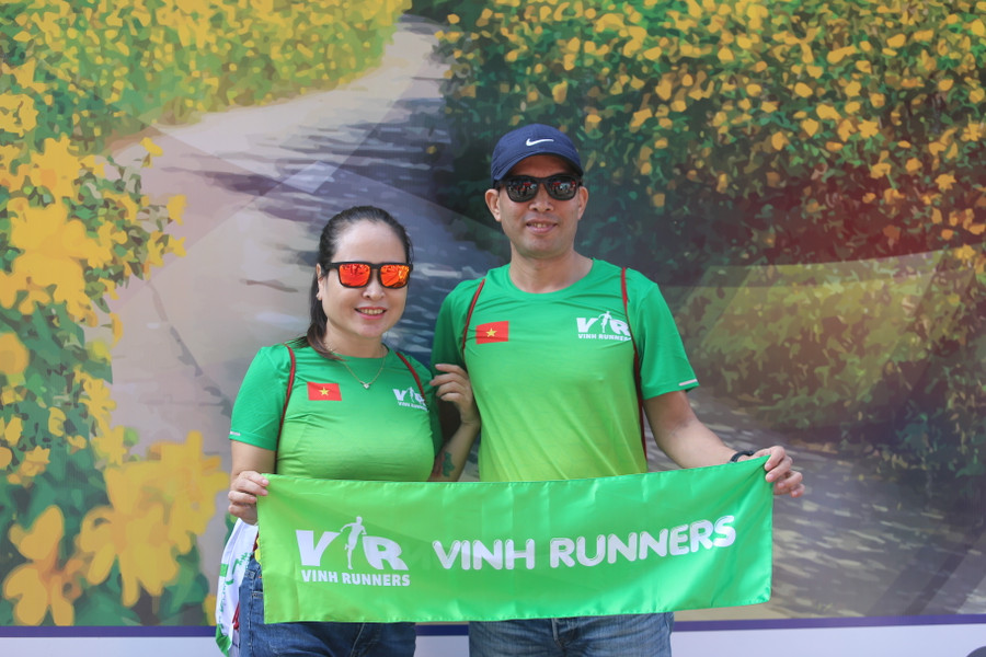Các VĐV đến từ các địa phương khác thích thú với thời tiết tại TP. Pleiku. Ảnh: Văn Ngọc Các VĐV đến từ các địa phương khác thích thú với thời tiết tại TP. Pleiku. Ảnh: Văn Ngọc