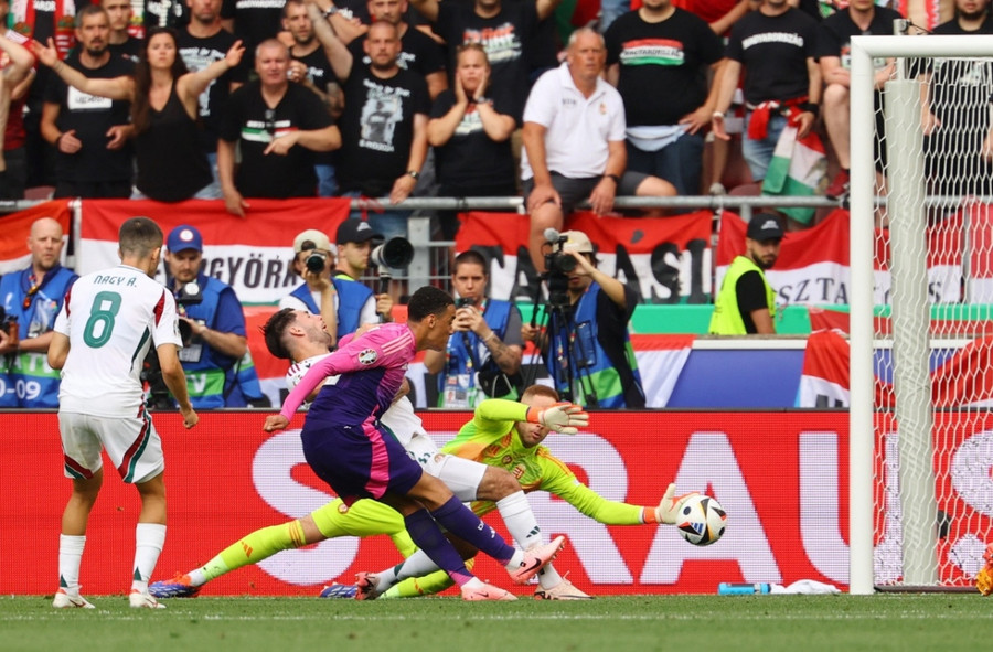 Pha bóng mở tỷ số trận đấu của Musiala. Ảnh: Reuters Pha bóng mở tỷ số trận đấu của Musiala. Ảnh: Reuters