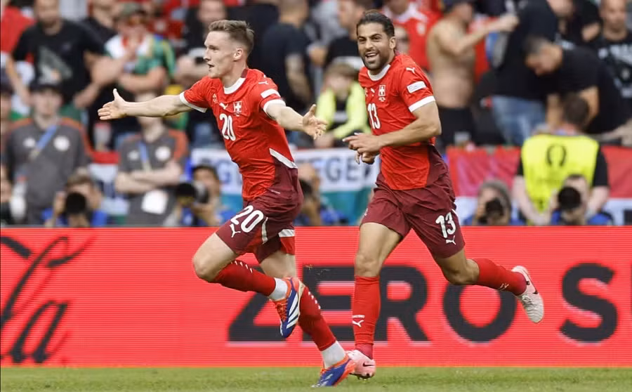 Thụy Sỹ đã chứng minh mình có thể lật đổ bất cứ ông lớn nào. Ảnh: UEFA
