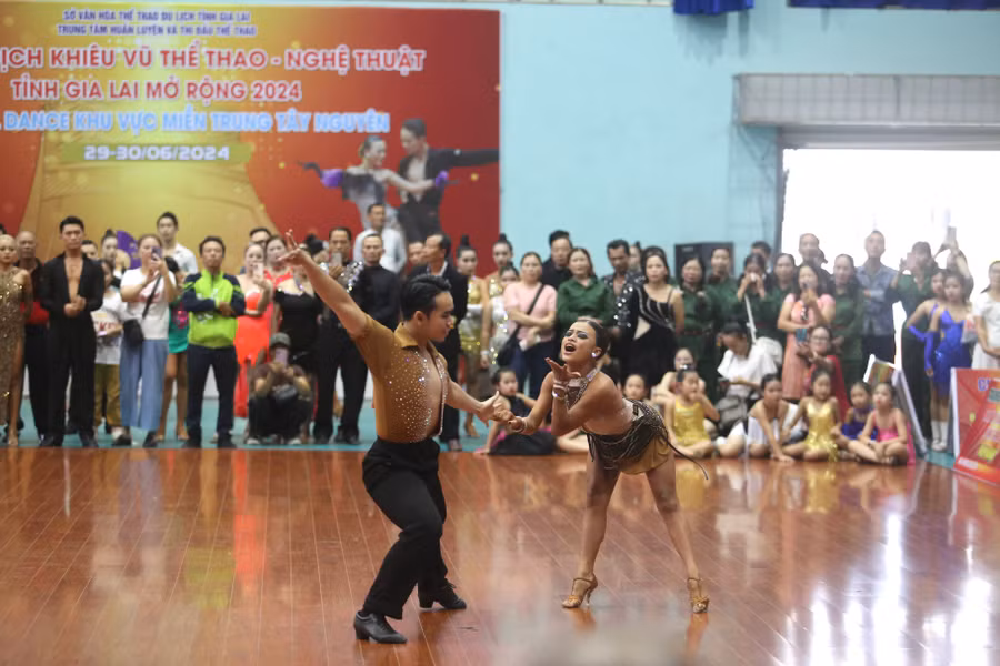 Các VĐV tranh tài ở gần 200 nội dung. Ảnh: Văn Ngọc Các VĐV tranh tài ở gần 200 nội dung. Ảnh: Văn Ngọc