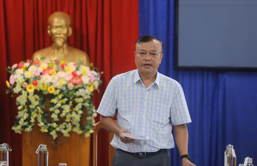 Ông Ra Lan Song Linh phát biểu tại buổi làm việc. Ảnh: Văn Ngọc