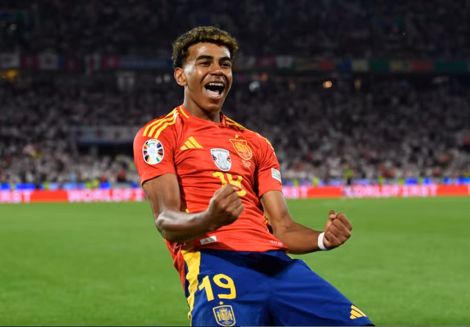 Đội bóng xứ sở bò tót đã sở hữu nhiều tài năng trẻ có phong độ cao. Ảnh: UEFA