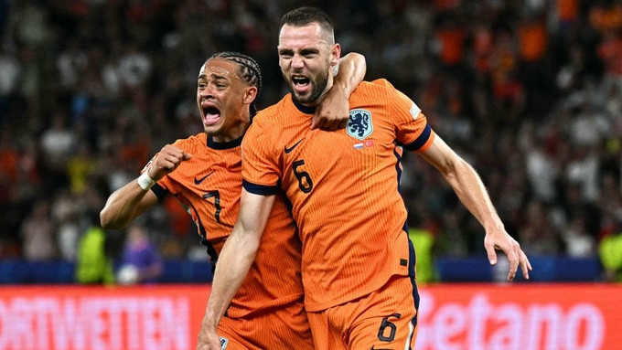 Hà Lan sẽ phải đối mặt với thử thách lớn mang tên đội tuyển Anh. Ảnh: UEFA Hà Lan sẽ phải đối mặt với thử thách lớn mang tên đội tuyển Anh. Ảnh: UEFA