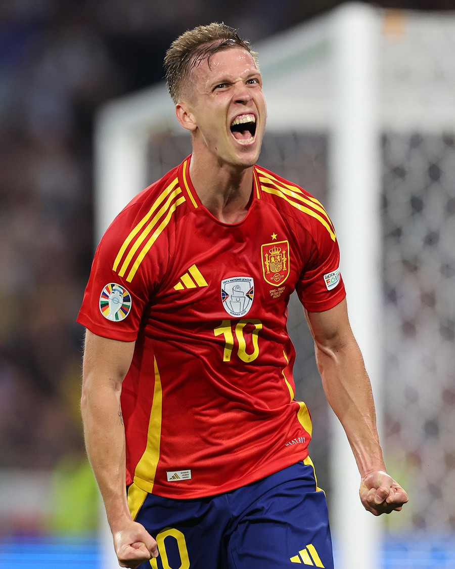 Dani Olmo nâng tỷ số lên 2-1 cho Tây Ban Nha. Ảnh: UEFA