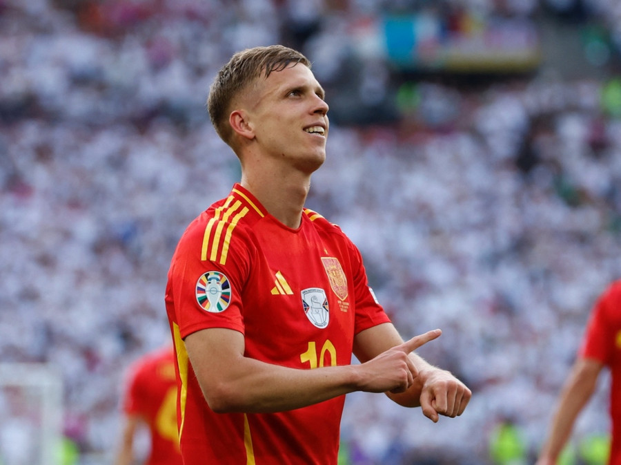 Người đóng thế Olmo đã ghi bàn mở tỷ số cho Tây Ban Nha. Ảnh: UEFA Người đóng thế Olmo đã ghi bàn mở tỷ số cho Tây Ban Nha. Ảnh: UEFA