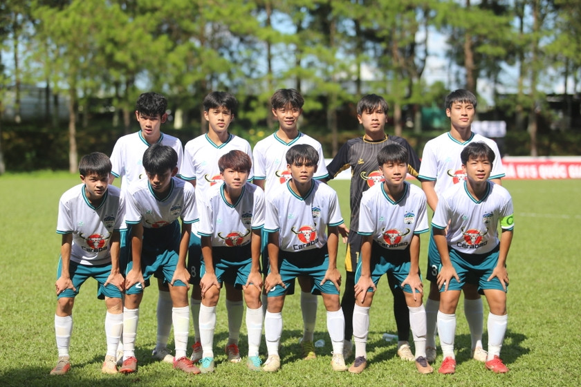 Các cầu thủ U15 HAGL sẽ được thi đấu ở giải hạng Ba Quốc gia năm nay. Ảnh: Văn Ngọc