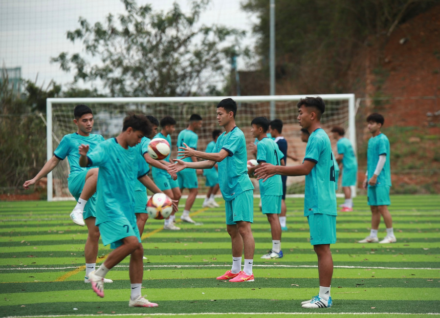 Tây Nguyên Gia Lai hiện đăng ký với 30 cầu thủ. Ảnh: Anh Tuấn Tây Nguyên Gia Lai hiện đăng ký với 30 cầu thủ. Ảnh: Anh Tuấn