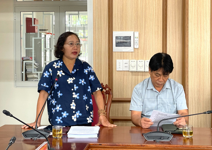 Phó Chủ tịch HĐND tỉnh Ayun H’Bút phát biểu gợi ý một số đề tài phù hợp với Giải Diên Hồng. Ảnh: Lam Nguyên Phó Chủ tịch HĐND tỉnh Ayun H’Bút phát biểu gợi ý một số đề tài phù hợp với Giải Diên Hồng. Ảnh: Lam Nguyên