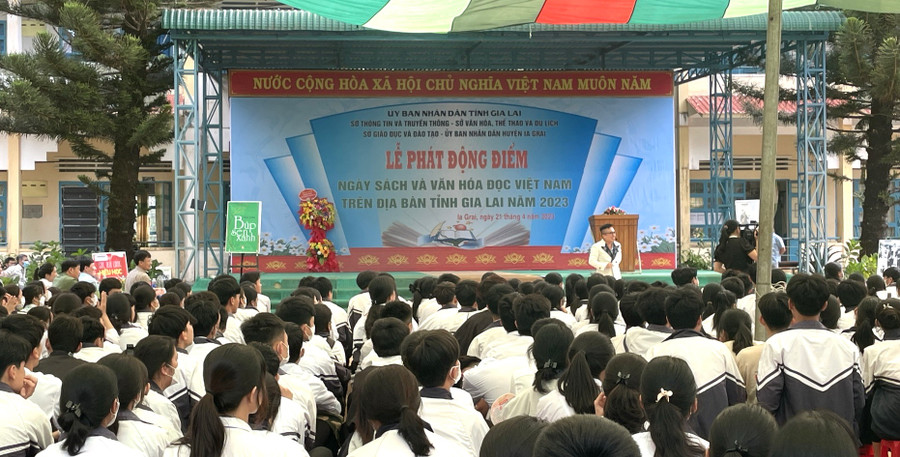 Quang cảnh buổi lễ. Ảnh: Lam Nguyên Quang cảnh buổi lễ. Ảnh: Lam Nguyên