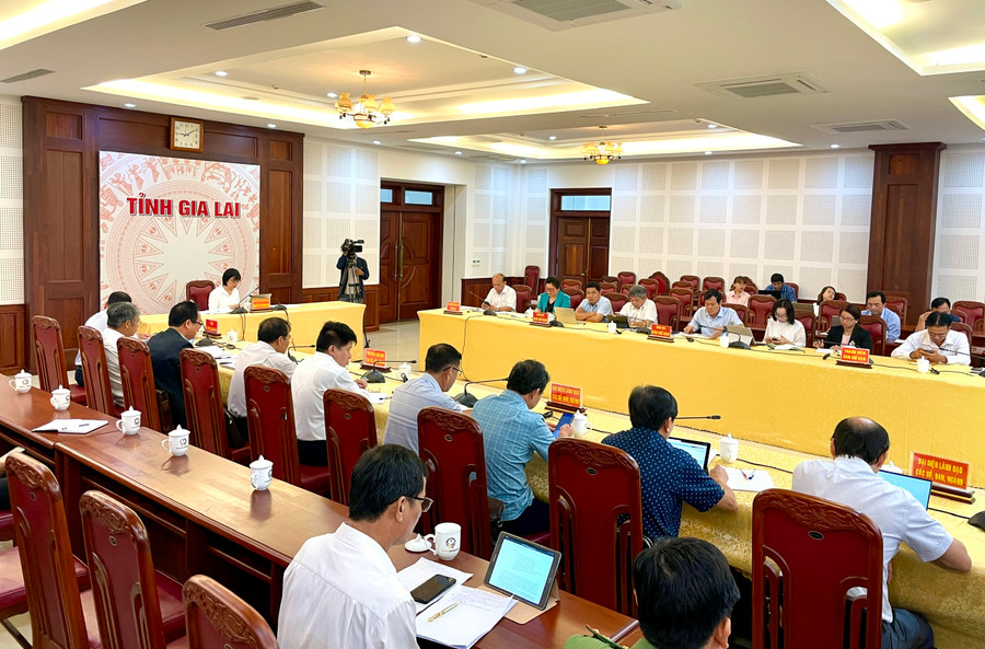 Quang cảnh hội nghị bàn giải pháp nâng cao Chỉ số Cải cách hành chính, Chỉ số SIPAS, Chỉ số PAPI. Ảnh: Lam Nguyên Quang cảnh hội nghị bàn giải pháp nâng cao Chỉ số Cải cách hành chính, Chỉ số SIPAS, Chỉ số PAPI. Ảnh: Lam Nguyên