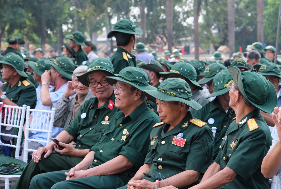 Niềm vui ngày hội ngộ. Ảnh: Hoàng Ngọc Niềm vui ngày hội ngộ. Ảnh: Hoàng Ngọc