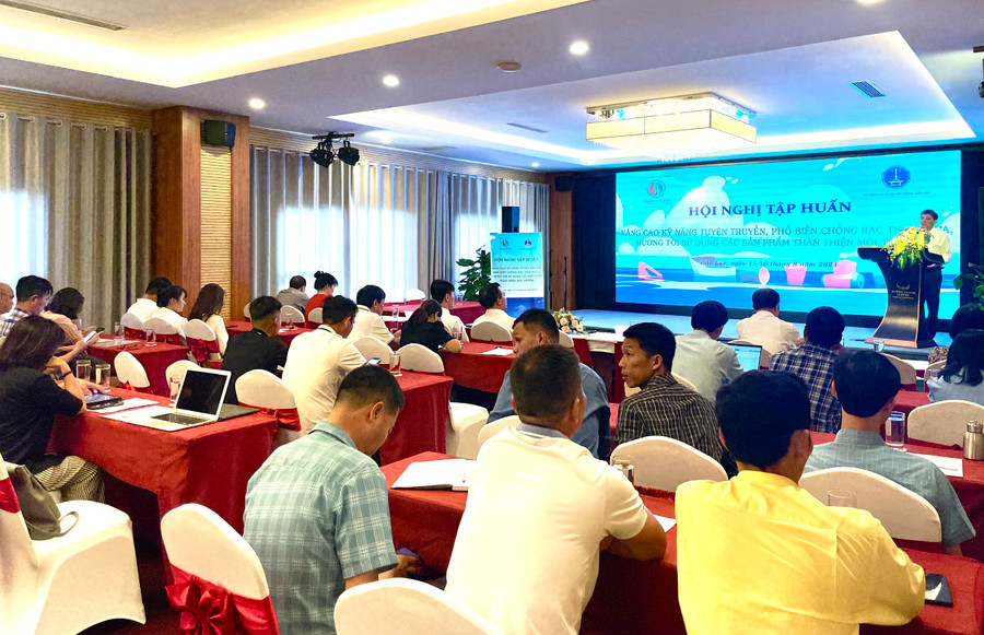 Quang cảnh hội nghị. Ảnh: Lam Nguyên