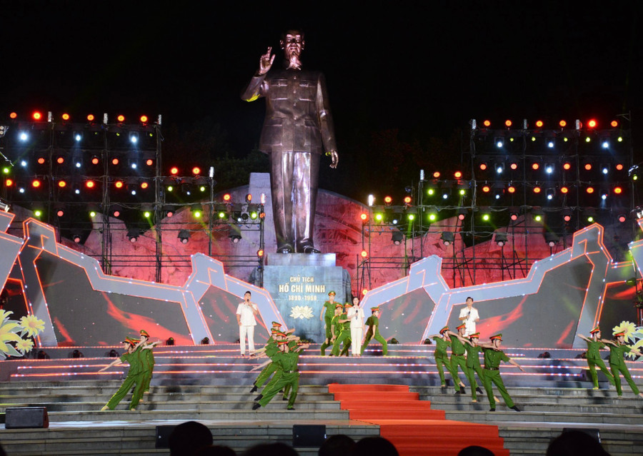 Ảnh: Lam Nguyên Ảnh: Lam Nguyên