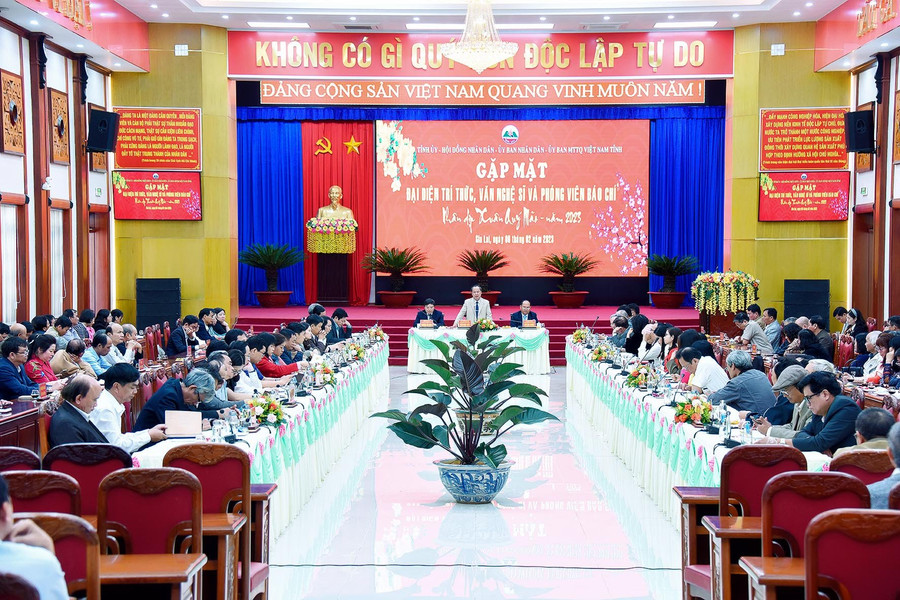 Quang cảnh buổi gặp mặt. Ảnh: Đức Thụy Quang cảnh buổi gặp mặt. Ảnh: Đức Thụy